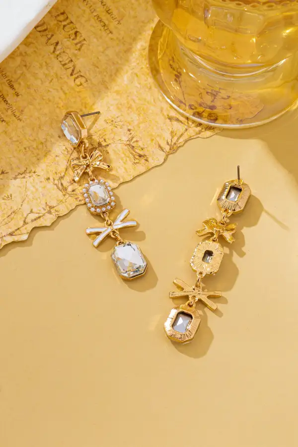 merald Cut Crystal Bow Drop