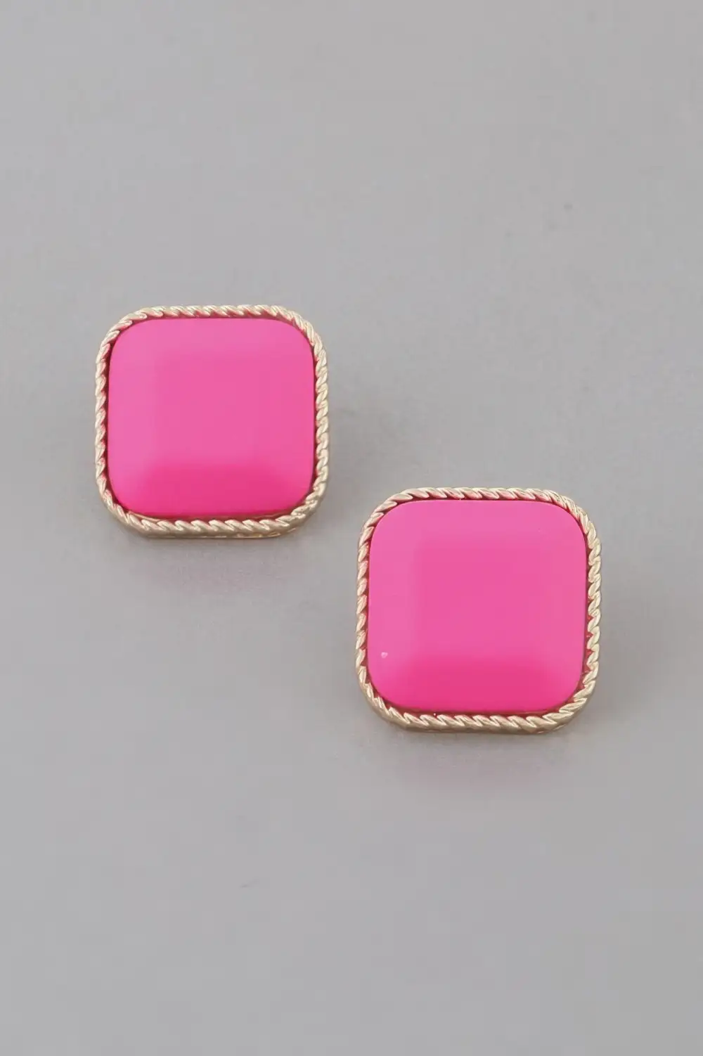 Twisted Antique Cubic Earrings