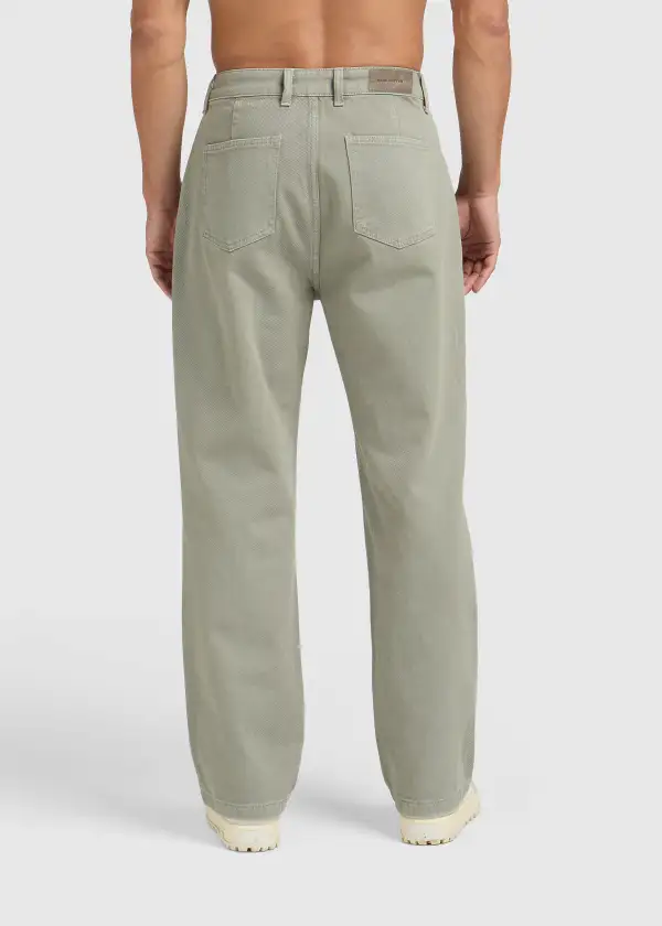 Easygoing Straight Jeans