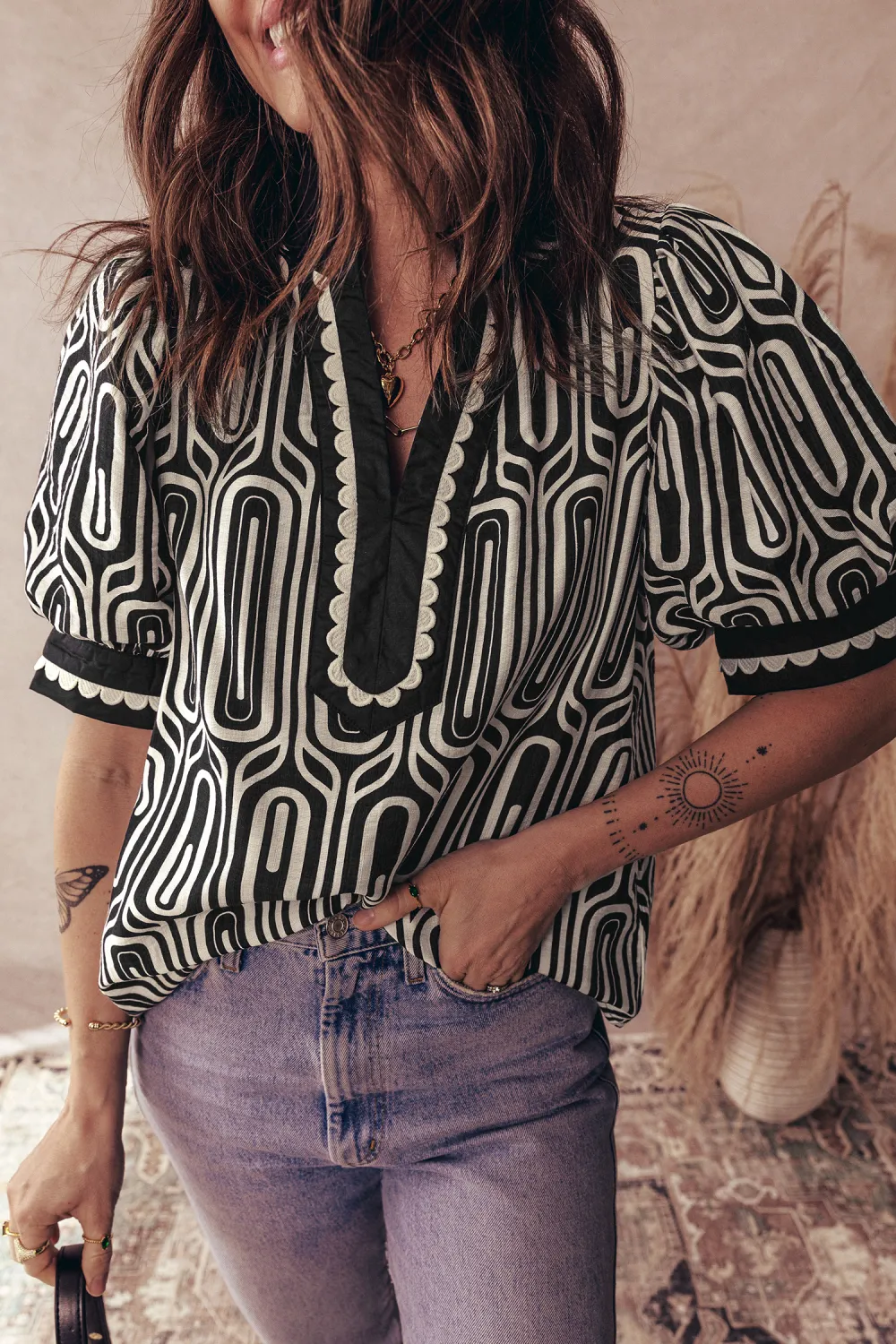 Black Geometric Print Contrast Scallop Blouse