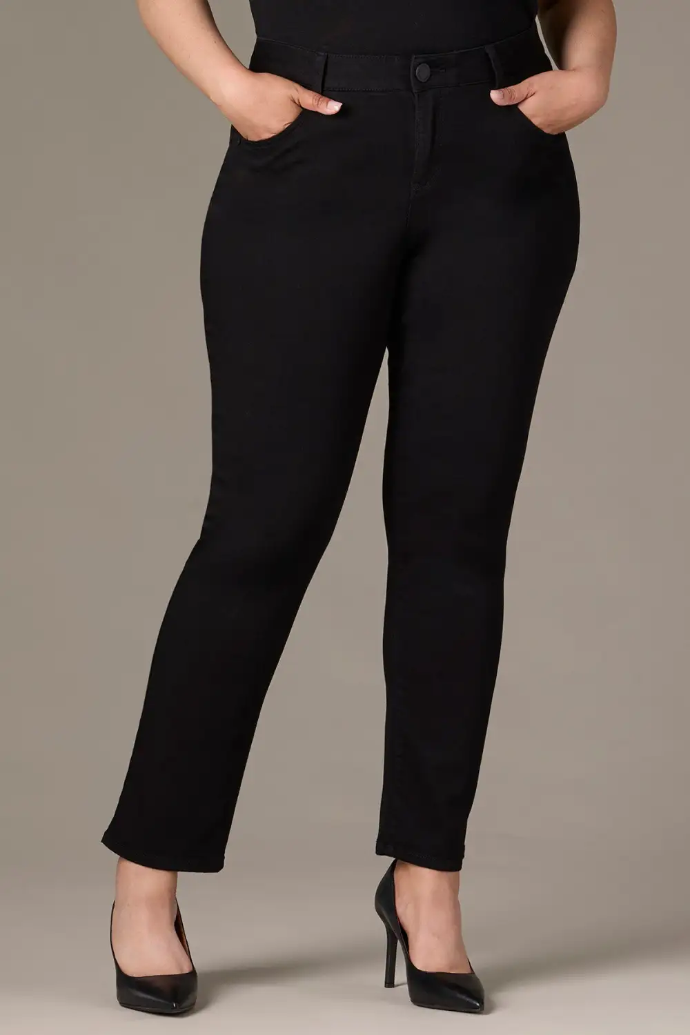 Everyday Mid Rise Straight Leg Plus Size Jeans