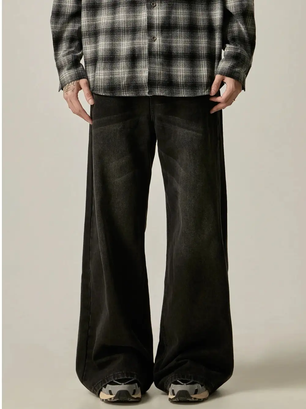 Flare Ultra-Wide Leg Jeans