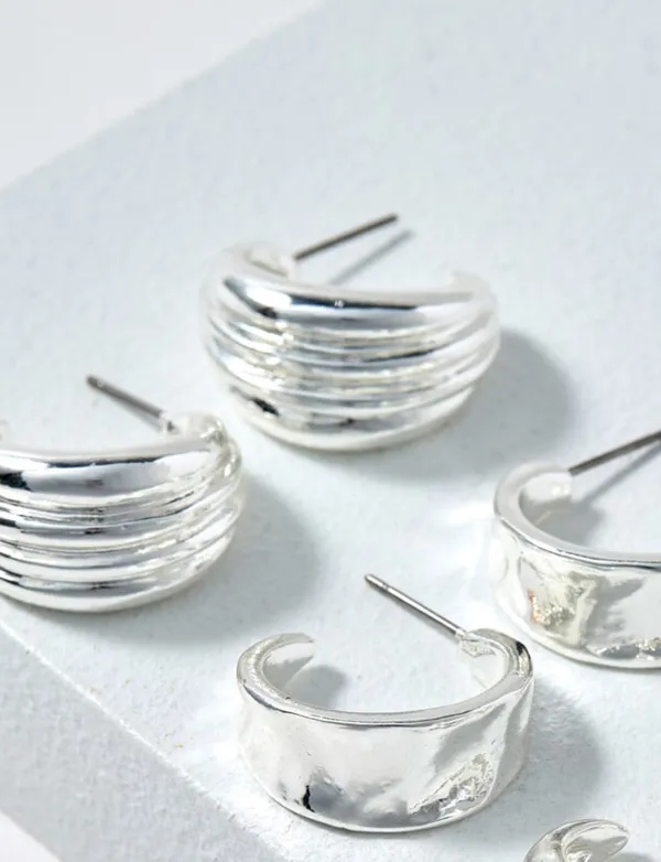 Three-Piece Earrings With Geometric Minimalist Lines