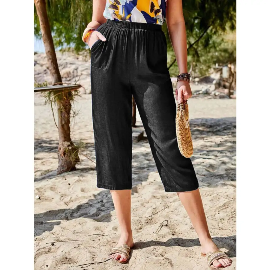Pocketed Elastic Waist Capris Apparel