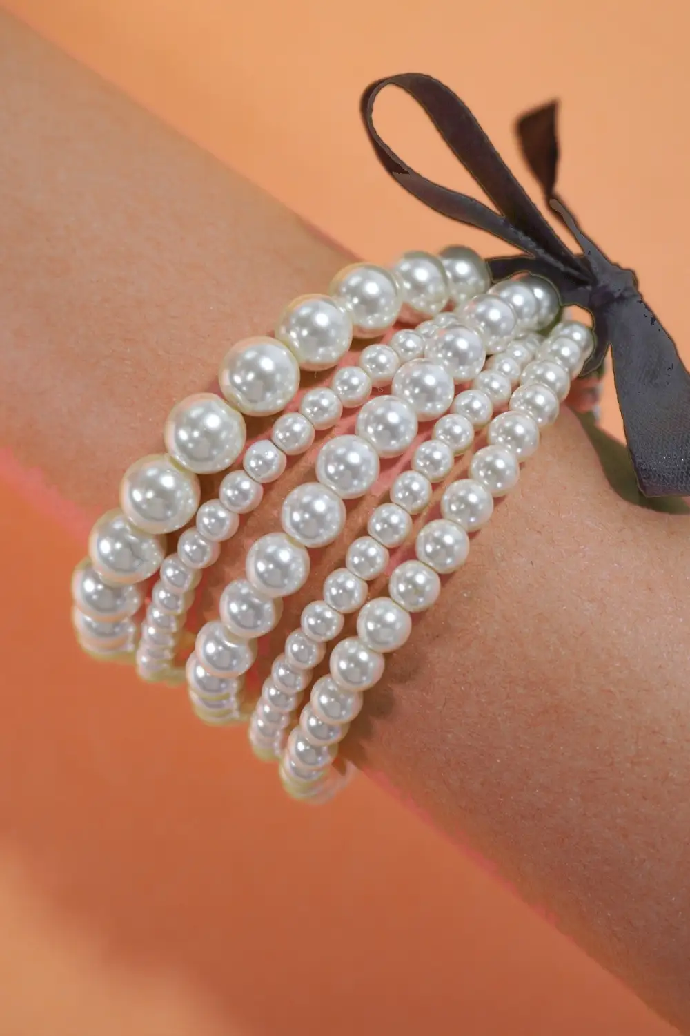 Layered Glass Pearl Bracelet