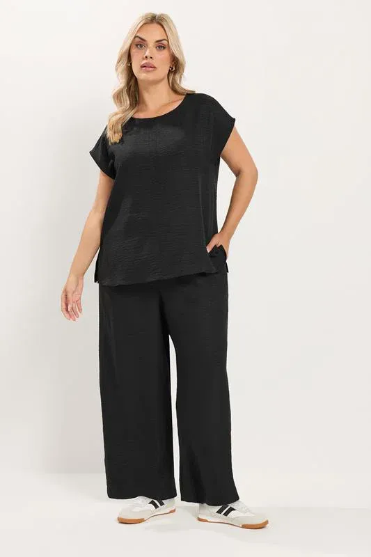 Black Seam Detail Top