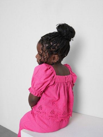 1.5-8yrs | Floral Embroidered Blouse detail 1