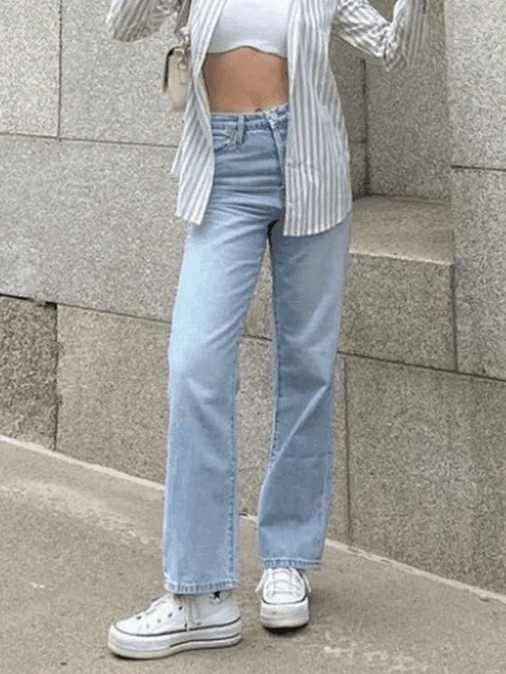 Light Wash Straight Boyfriend Jeans