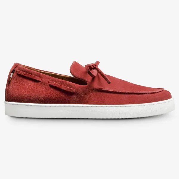 Molded Outsoles Lace-up Sneaker