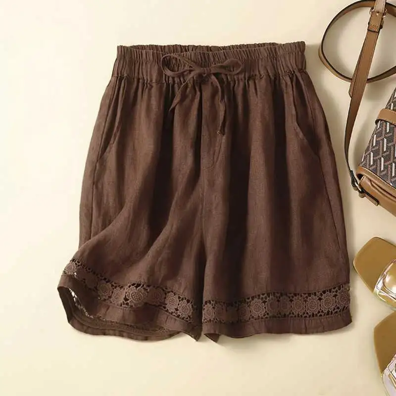  Embroidered Hem Shorts