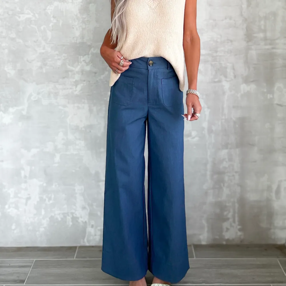 Modern Classic Wide-Leg Jeans