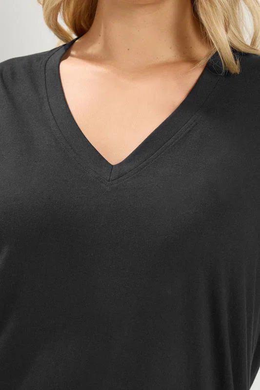 Black V-neckline Longline T-Shirt detail 3
