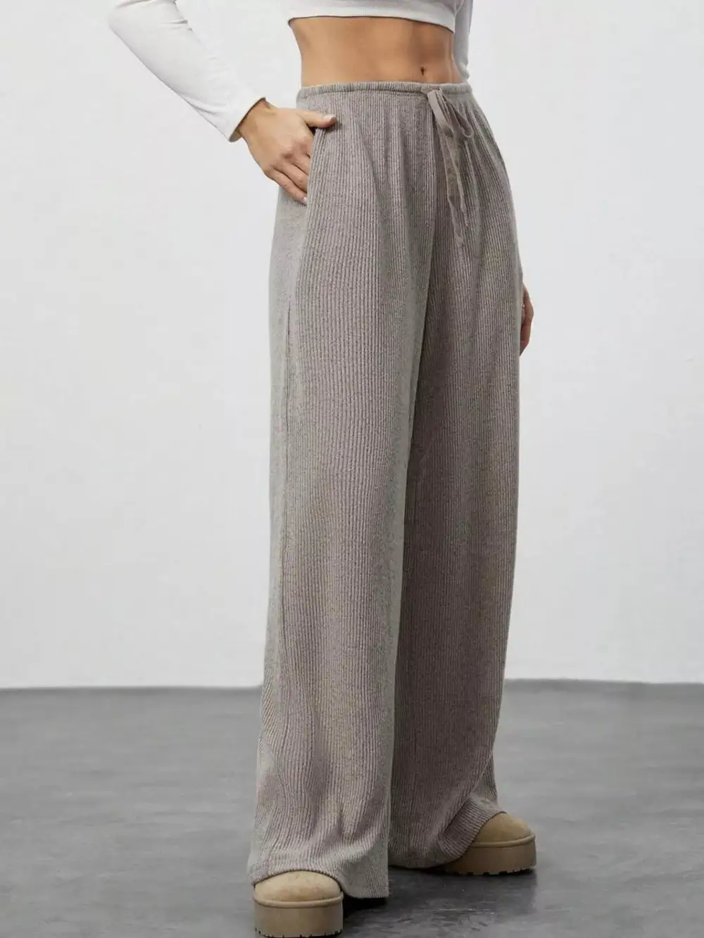 Relaxed Fit Drawstring Pocketed Everyday Pants