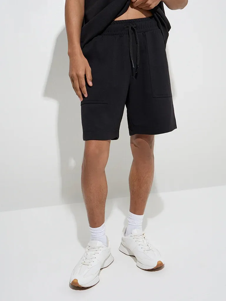 Man's Loose Mid Waist Shorts