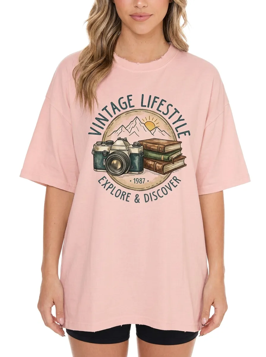 Women's Vintage Lifestyle Camera Books Mountain Graphic T-shirt Sweatshirt