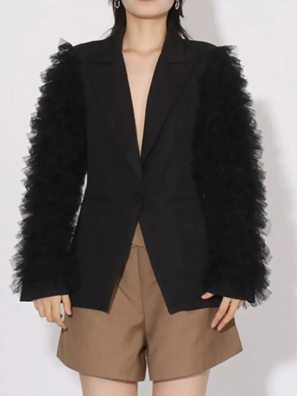 Structured Single-Button Long-Sleeve Blazer
