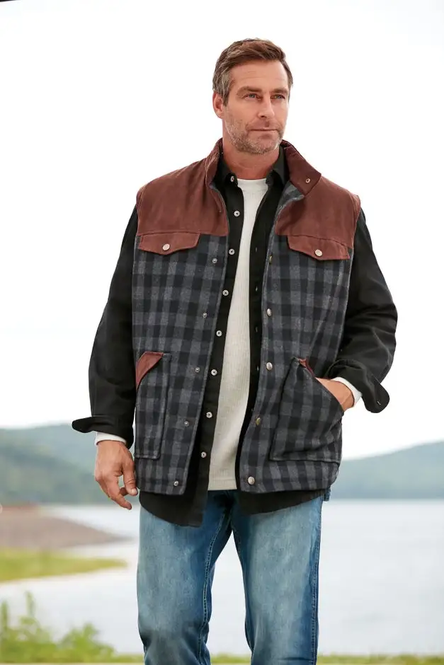 Multi-Pocket Vest