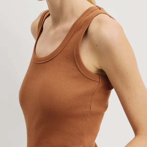 Women's Classic Scoop Neck Ribbed Tank Top