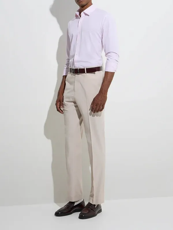 Formals Pink Solid Slim-Fit Man's Shirt