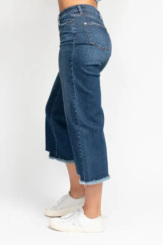 Button Crop Apparel