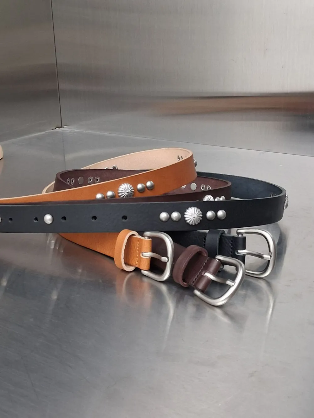 Polished Buckle Slim Leather Belt