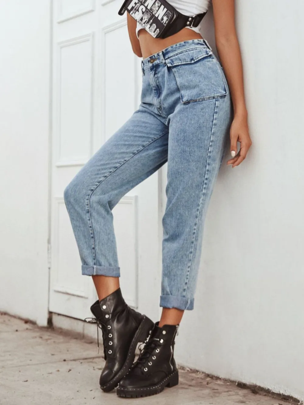 Tailored High-Waist Washed Pocketed Stretch Straight Leg Jeans