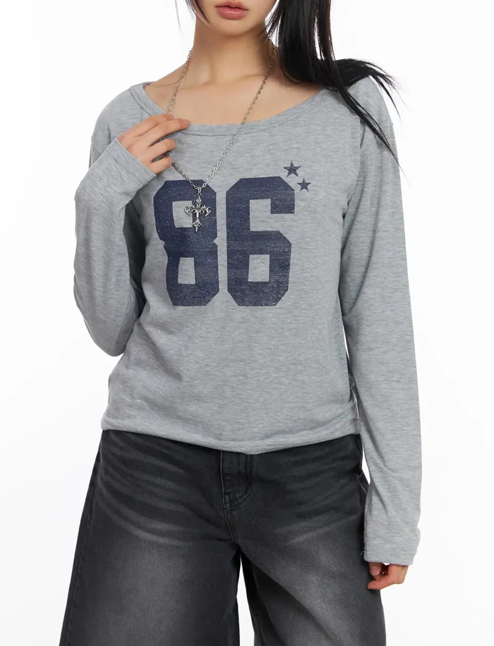 Loose Fit Boat Neck Graphic Long Sleeve Tee