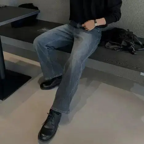 Shadow Washed Straight Leg Jeans
