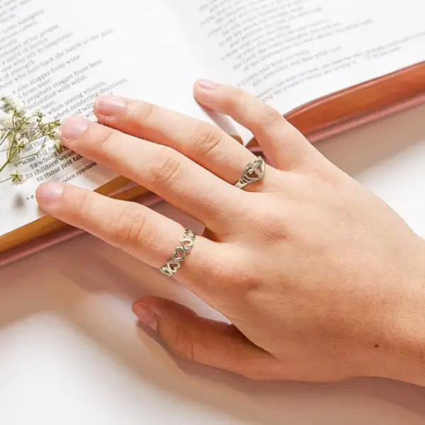 Refined Heart Statement Ring