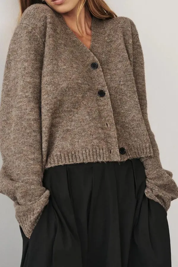 V-NECK BUTTON KNIT CARDIGAN