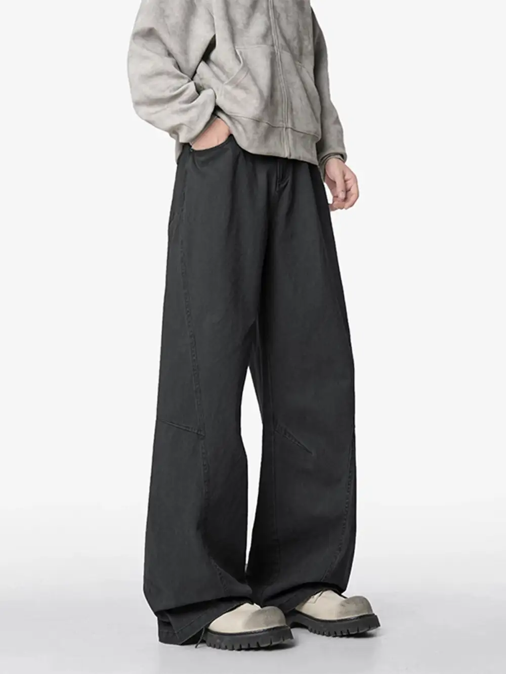 Workwear Ultra-Wide Faded Jeans