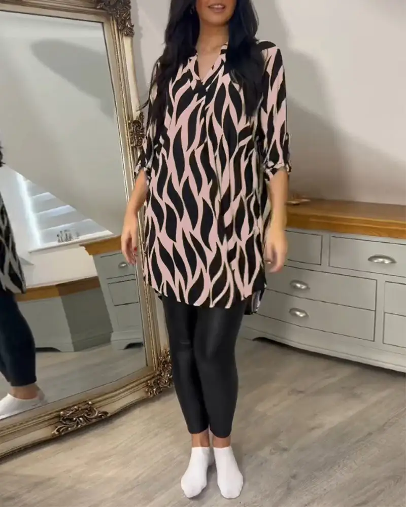 Graphic Patterned Tunic Top