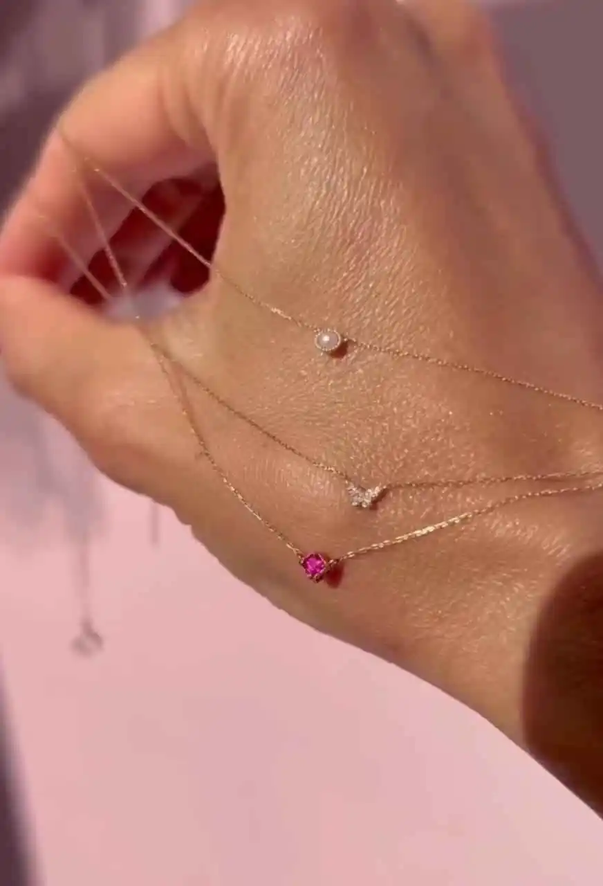 Dainty Pearl Necklace