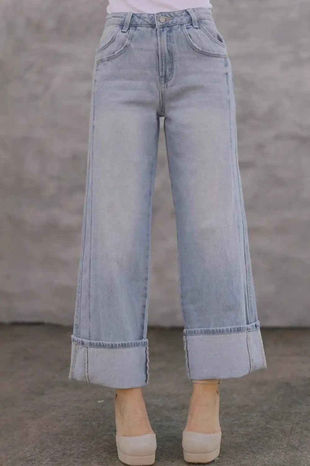 Chic Washed Pocketed Stretch Straight Leg Jeans