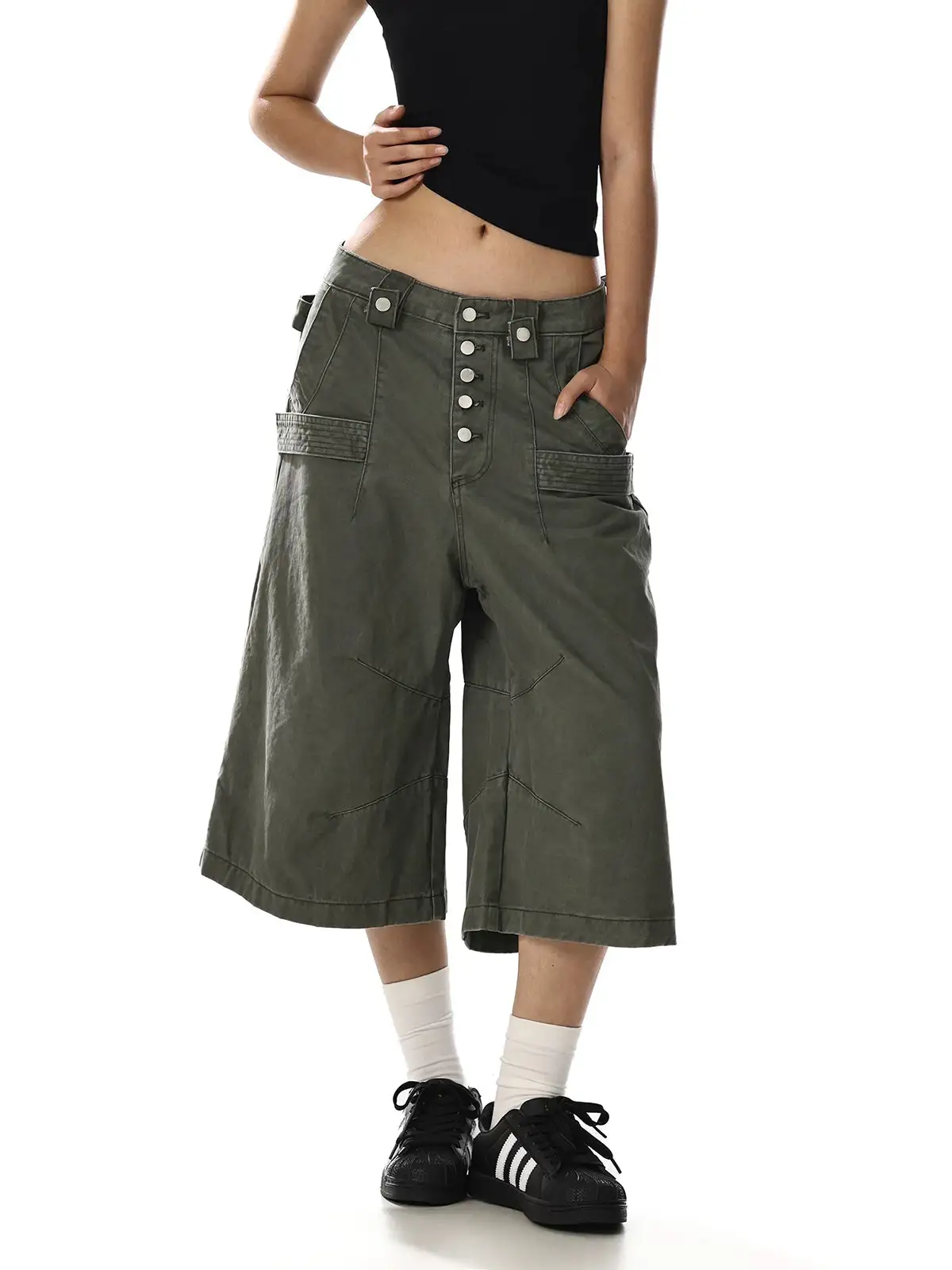 Wide-Leg Button-Detail Jorts