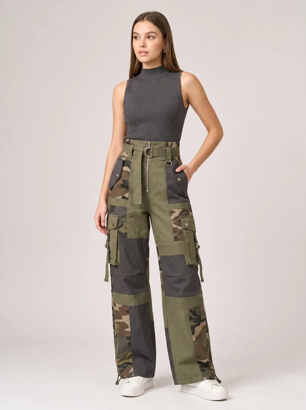 Women's Streetwear Camouflage Patchwork Printed Cargo Pants