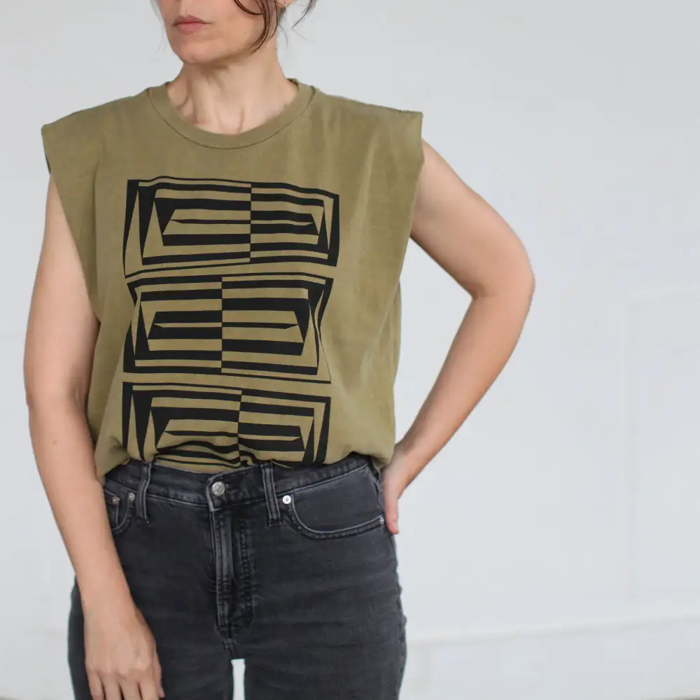 Vertigo Cotton Crop Muscle Tank