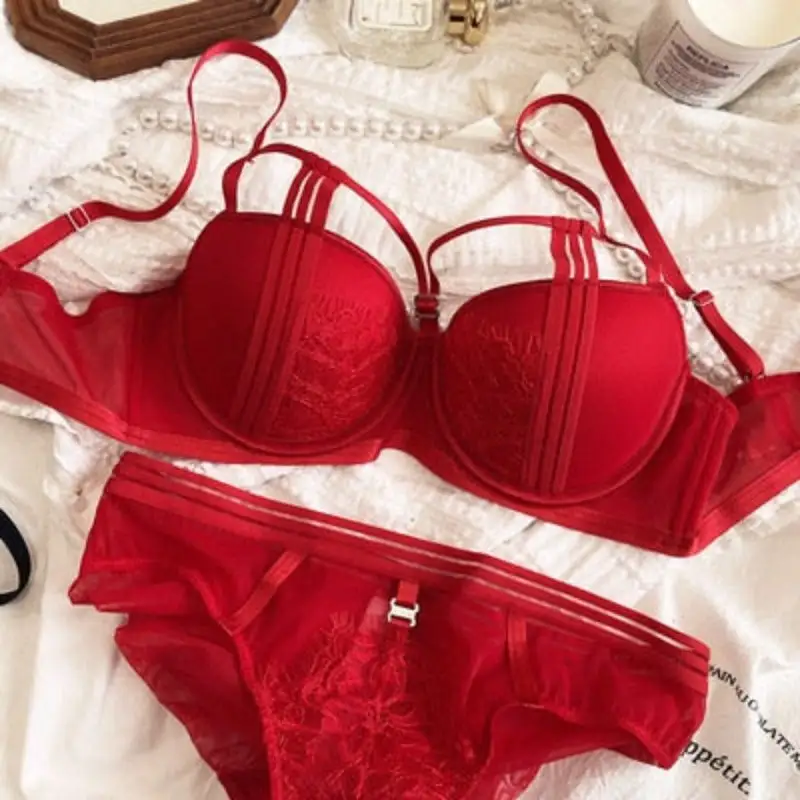 Neckline Strap Push-Up Lingerie Set