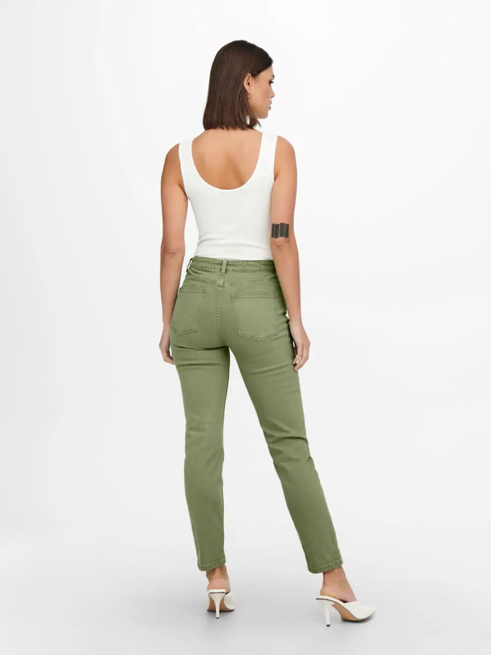 Essential Straight Everyday Jeans