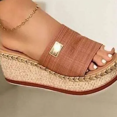 Textured Open-Toe Heeled Sandals
