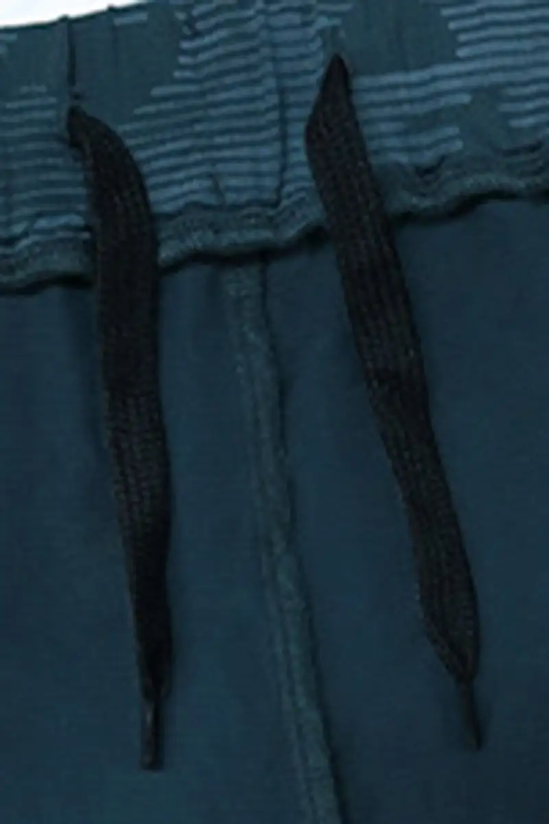 Breathable Side Pocket Mesh Athletic Shorts