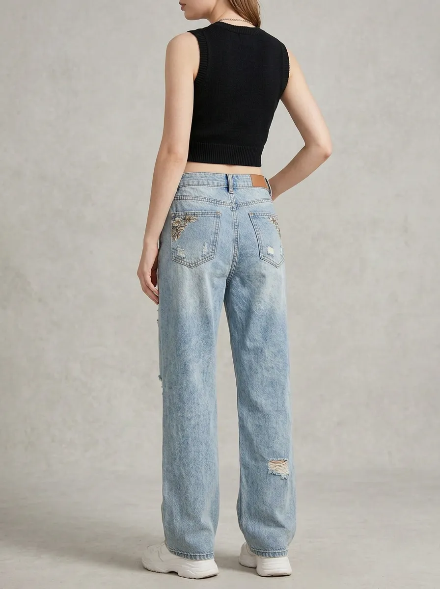 Women's Vintage Style Floral Embroidered Distressed Printed Jeans