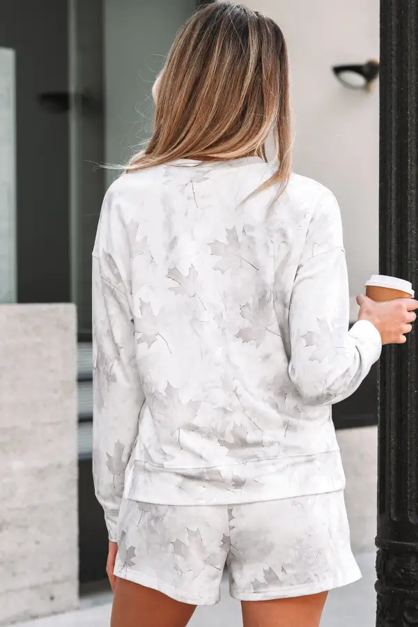 Women's Maple Camo Print Pullover Top and Elastic Waist Casual Short Set