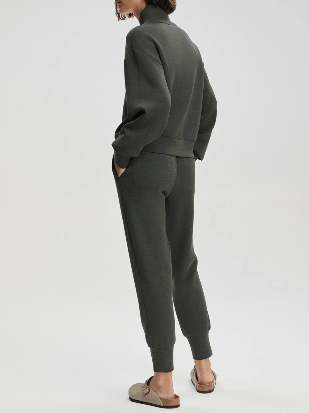 Chic Half-Zip V-Neck Oversized Sweatshirt