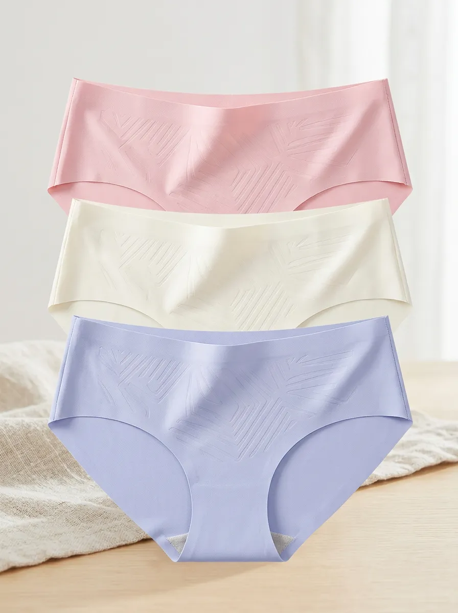 Women's Seamless Patterned Three-Pack Panties