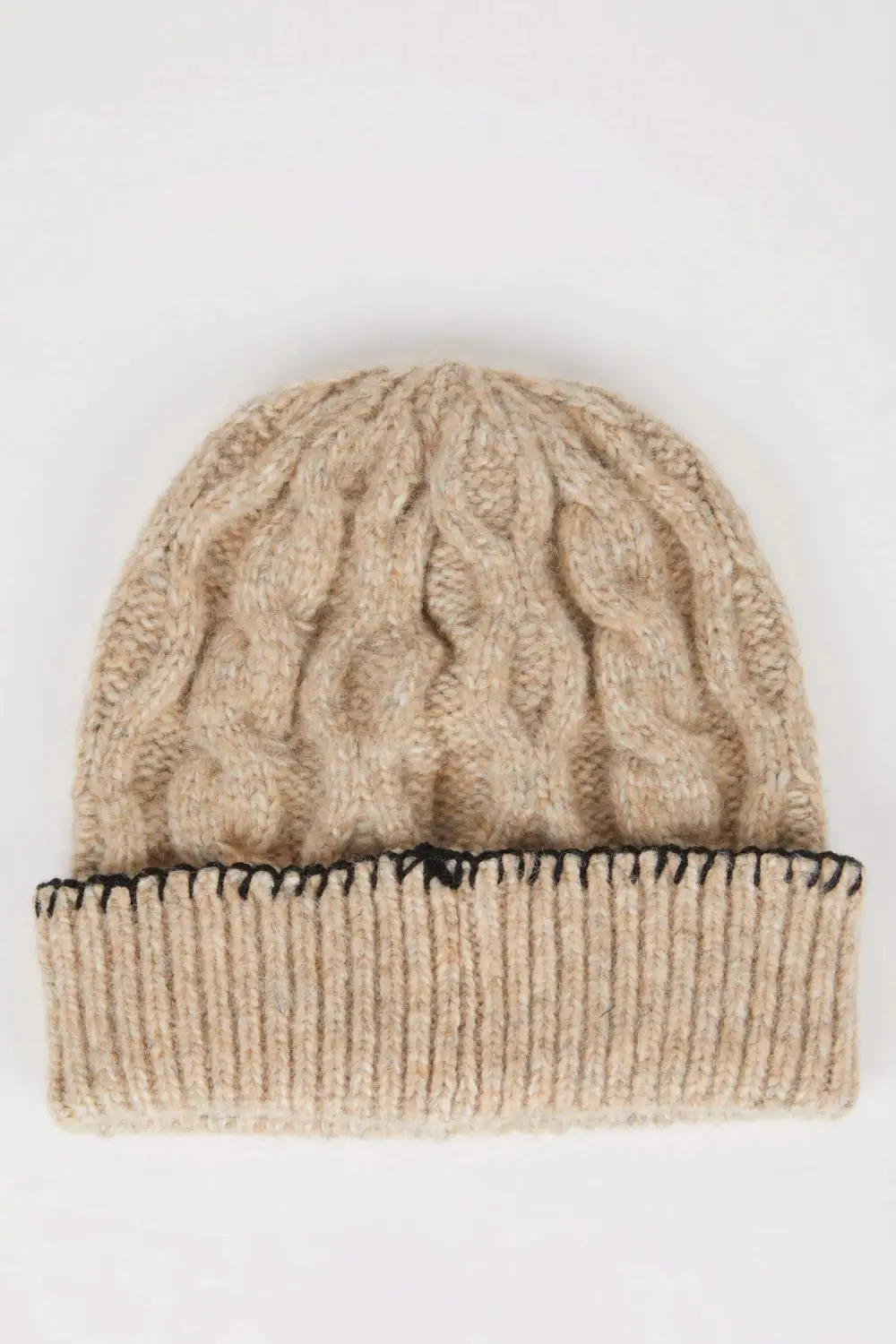 Knitted Patterned Ladies' Beret