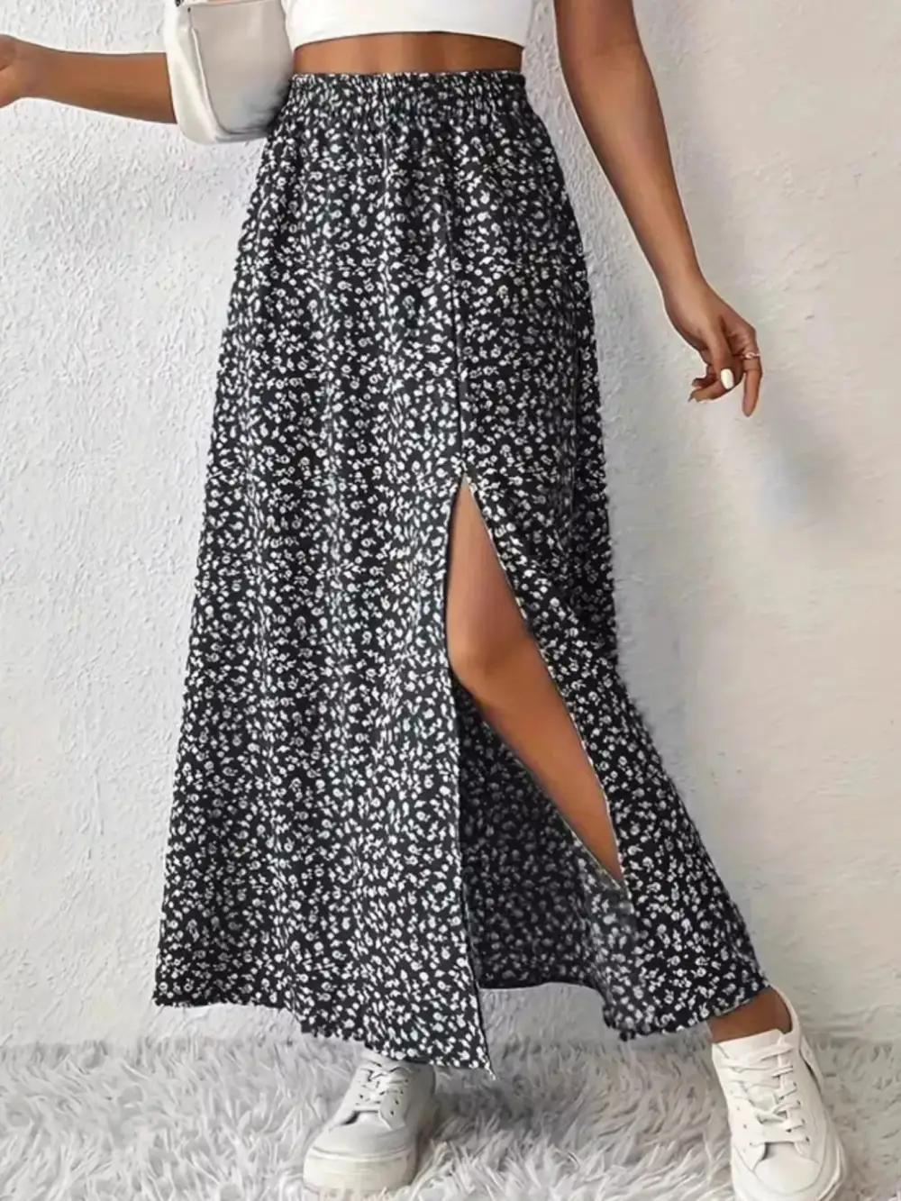 Wearable Printed Slit Detail Skirt