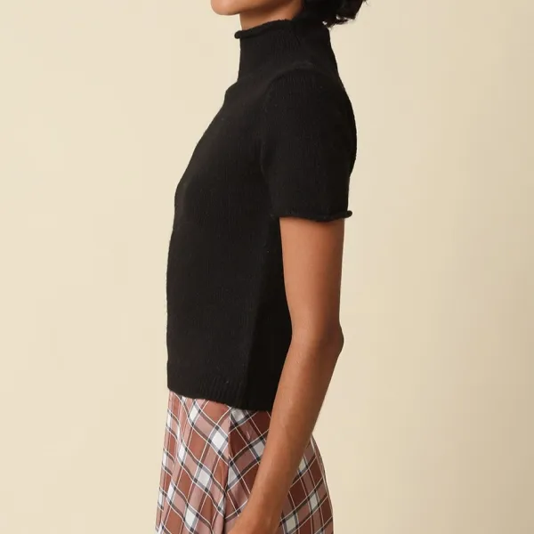 Relaxed Mock Neck Top