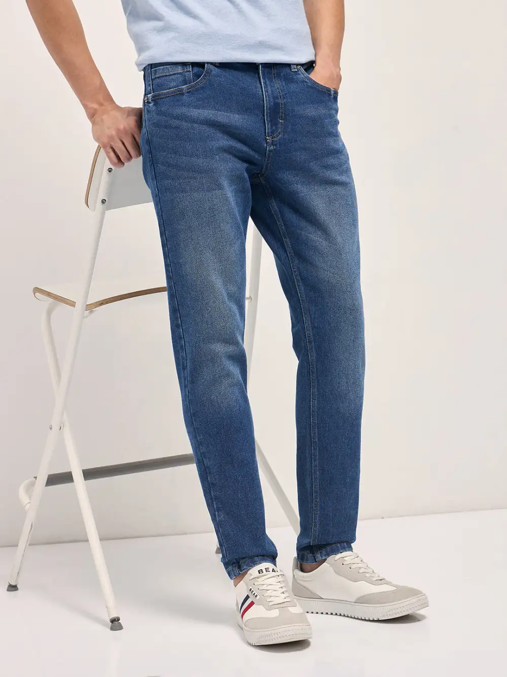 Stretch Pocket Classic Jeans