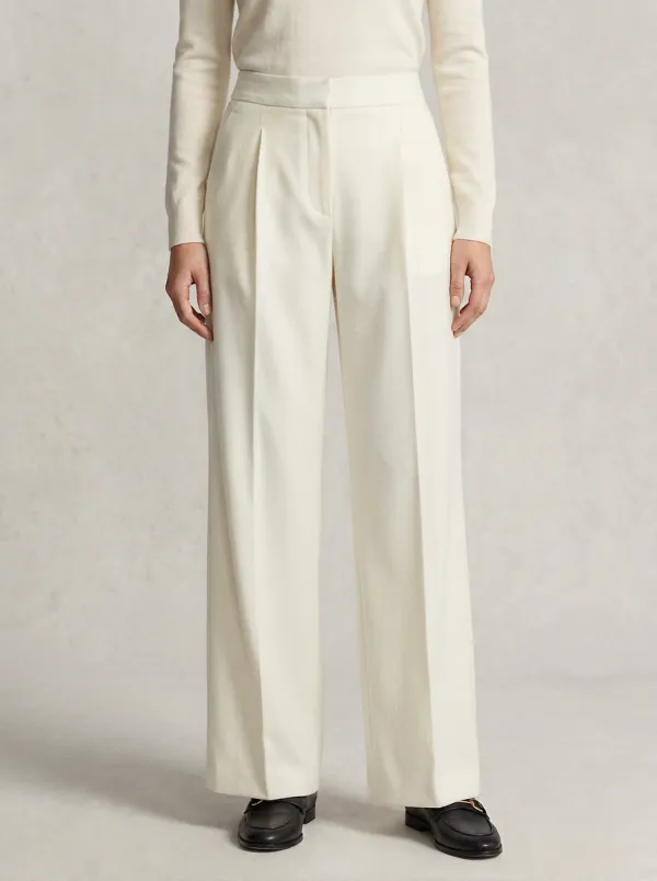 Relaxed Style Pleated Wide-Leg Trousers